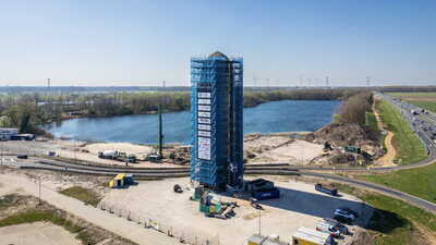Veerse Toren in de steigers: bouw hotel officieel gestart